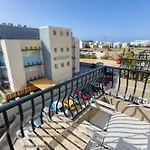 Stylish 3br With Panoramic Balcony In Qawra By 360 Estates *