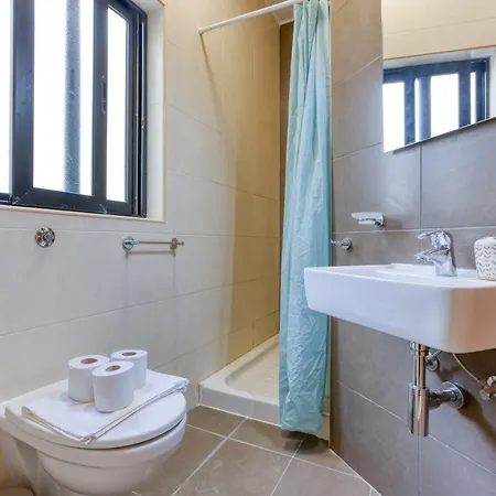 Daire Stylish 3br With Panoramic Balcony In Qawra By 360 Estates *