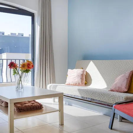 Daire Stylish 3br With Panoramic Balcony In Qawra By 360 Estates
