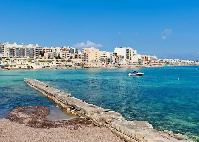 Stylish 3br With Panoramic Balcony In Qawra By 360 Estates Apartment