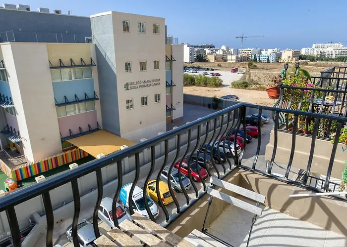 Stylish 3br With Panoramic Balcony In Qawra By 360 Estates *