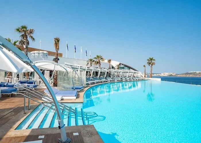 Stylish 3br With Panoramic Balcony In Qawra By 360 Estates * St. Paul's Bay