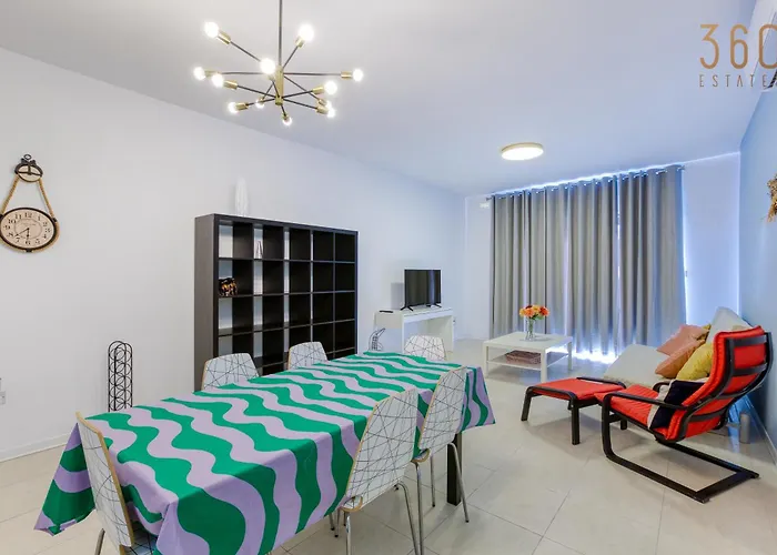 Stylish 3br With Panoramic Balcony In Qawra By 360 Estates Apartment
