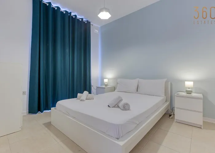 Stylish 3br With Panoramic Balcony In Qawra By 360 Estates